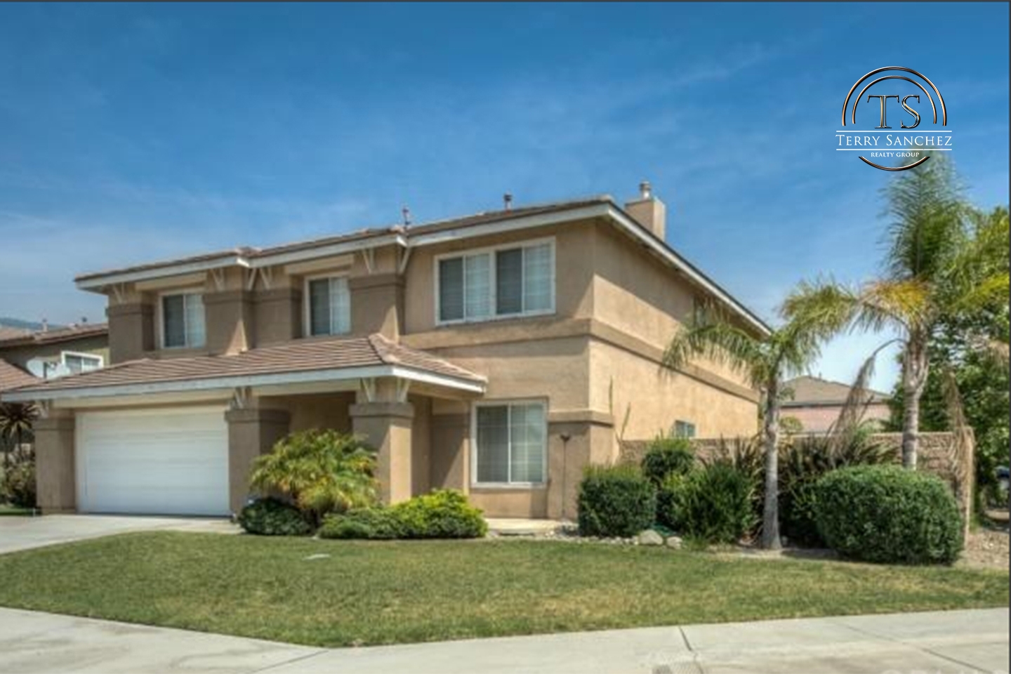 5783 SHADY ROCK LN FONTANA CA 92336