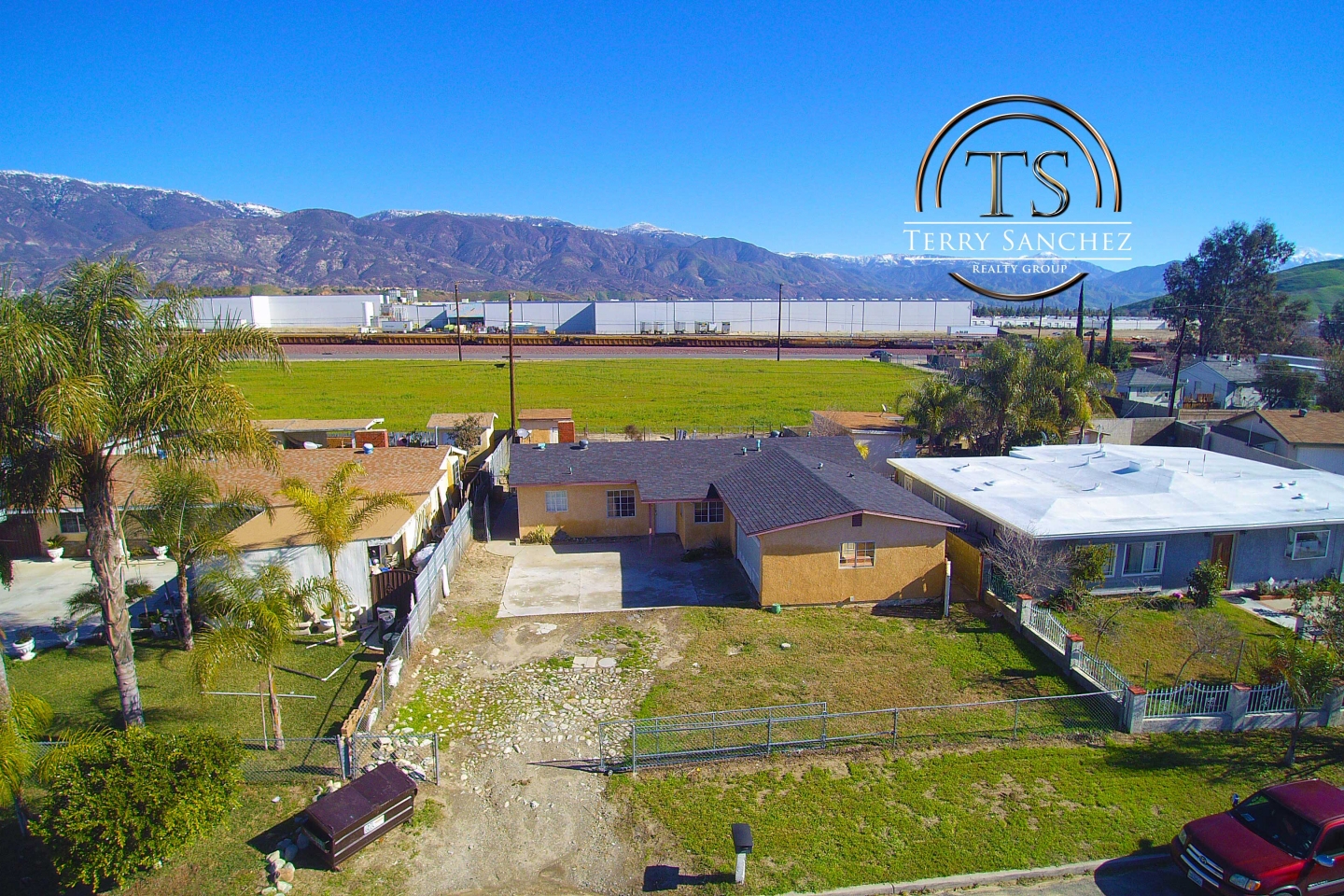 HOME FOR SALE IN SAN BERNARDINO CA 92407 BY REAL ESTATE BROKER TERRY SANCHEZ $260,000 WITH 4 BEDROOMS 2 BATHROOMS